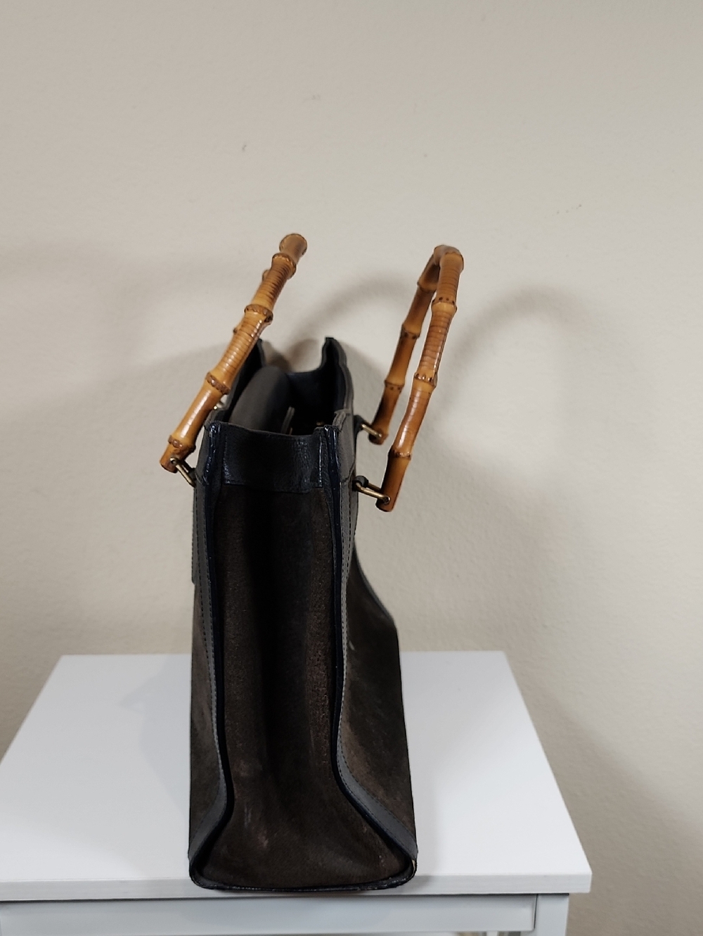 Vintage Gucci Diana (Sticky, Peeling, Dirty Inside) - Picture 7 of 12